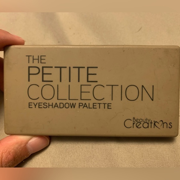 Beauty Creations The Petite Collection palette - Picture 2 of 2